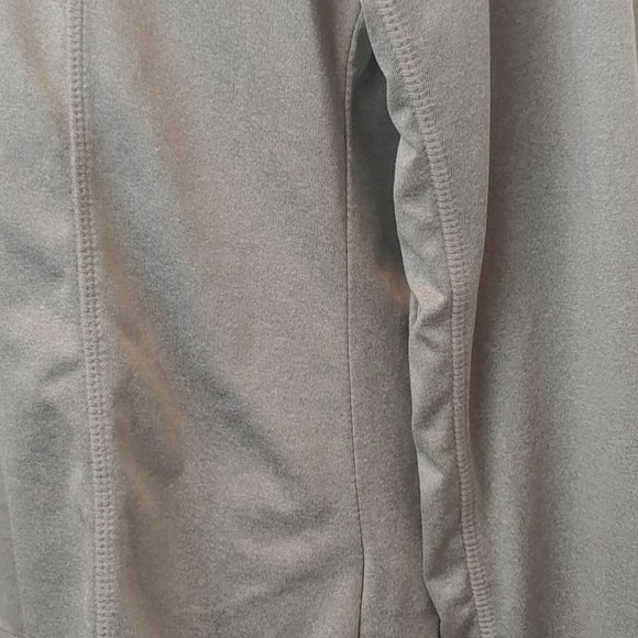 Reebok Quarter Zip Track Top Size Medium - Picture 7 of 12